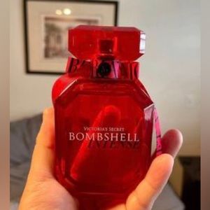 Victoria’s Secret Bombshell Intense 100ml/3.4